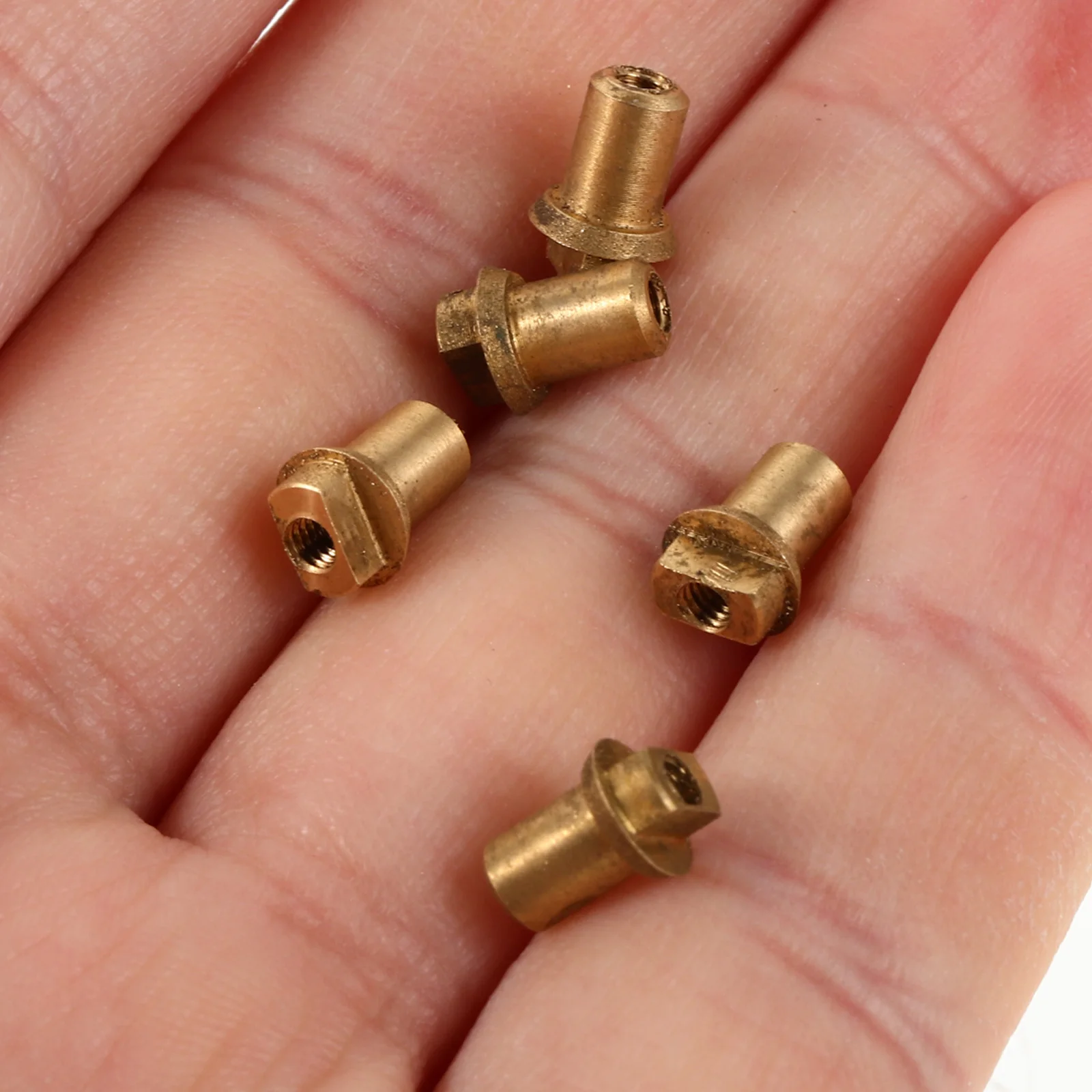 5Pcs Universal Saxophone Repair Parts for Alto Tenor Soprano Versatile Application Concerts Teaching Practice Saxophone Tools
5Pcs Universal Saxophone Repair Parts for Alto Tenor Soprano Versatile Application Concerts Teaching Practice Saxophone Tools