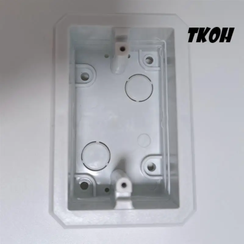 TKOH-Weatherproof Flanged Outlet Switch Box Outlet Switch Box For Dut-Ch Wainscot Weatherproof Flange Socket Switch Box
TKOH-Weatherproof Flanged Outlet Switch Box Outlet Switch Box For Dut-Ch Wainscot Weatherproof Flange Socket Switch Box