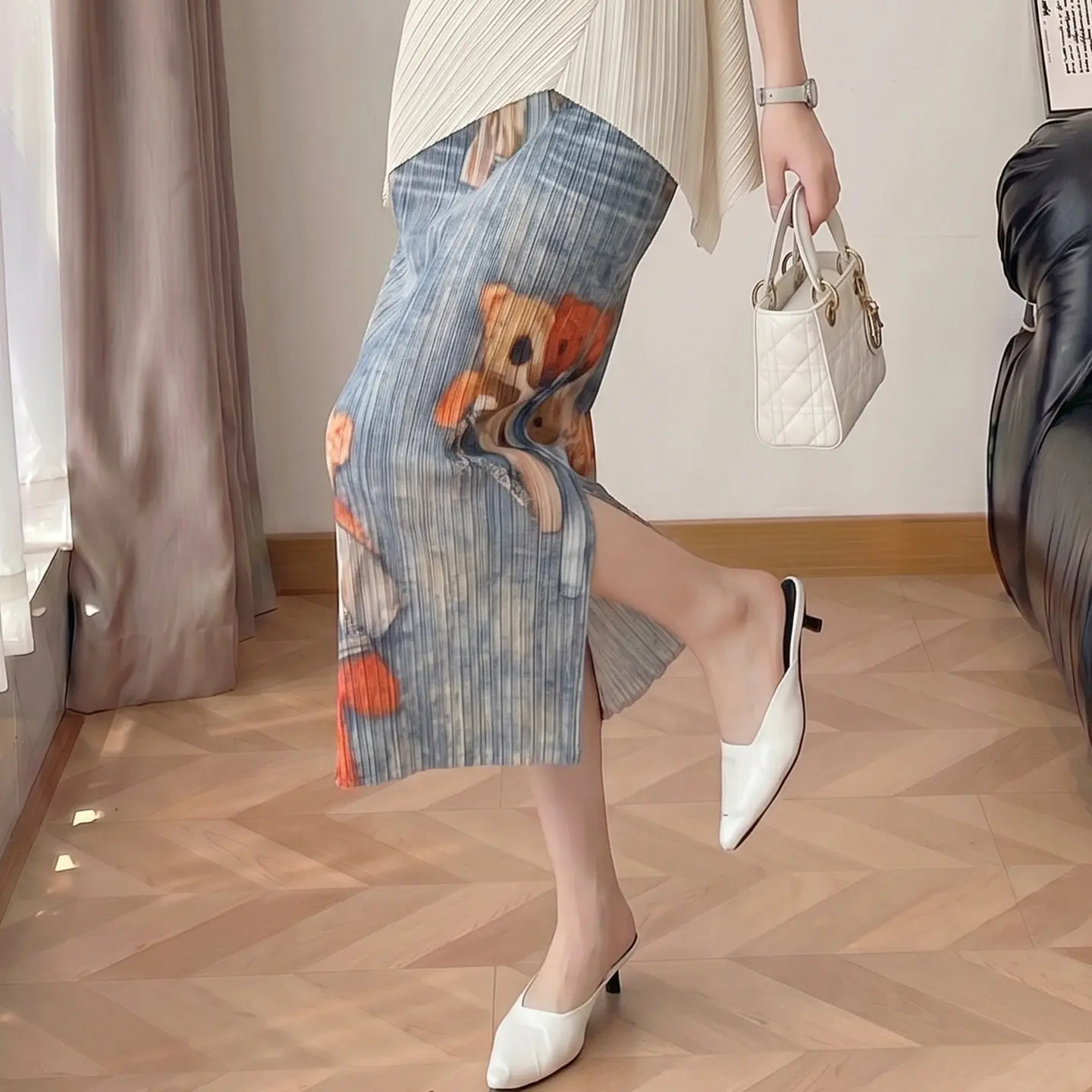 Miyake Style Pleated Denim Bear Print Skirt High-waisted Straight Mid-length Skirt,
Miyake Style Pleated Denim Bear Print Skirt High-waisted Straight Mid-length Skirt,