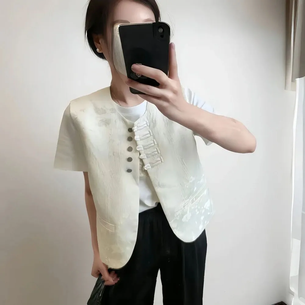 Autumn Ladies Embroidery Sleeveless Jacket Korean Women High-end Waistcoat Outwear Spring Female Round Neck Jacquard Vest Coat
Autumn Ladies Embroidery Sleeveless Jacket Korean Women High-end Waistcoat Outwear Spring Female Round Neck Jacquard Vest Coat