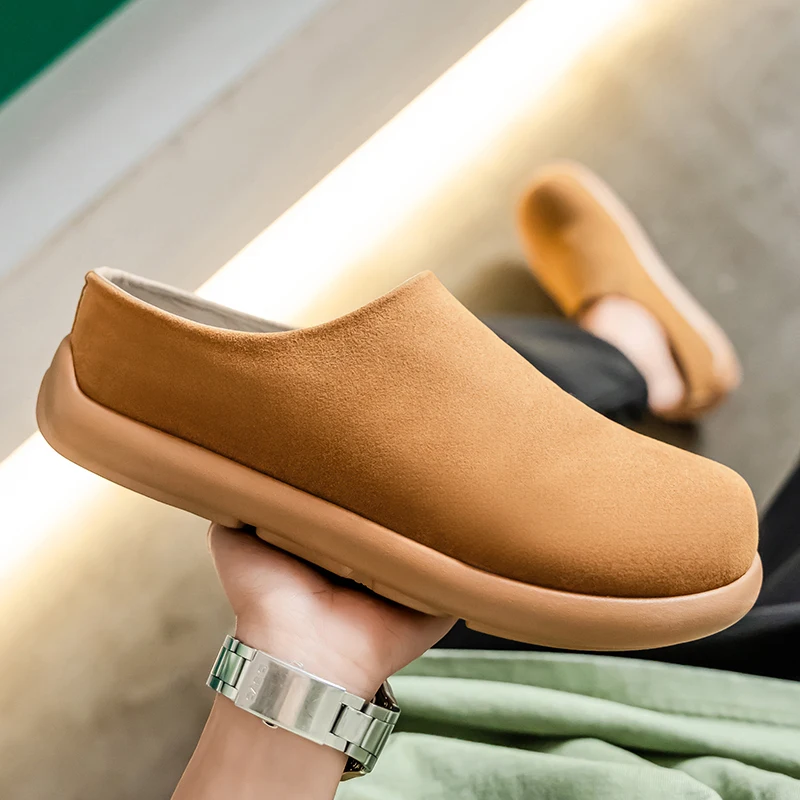 Модель Mueller Shoes 2025 года — мужские полубрюки на мягкой подошве, стиль домашней одежды, тапочки с полузакрытием
Модель Mueller Shoes 2025 года — мужские полубрюки на мягкой подошве, стиль домашней одежды, тапочки с полузакрытием