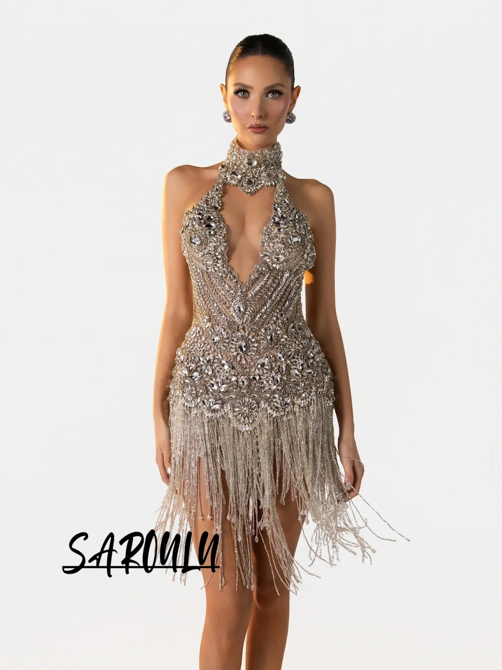 Delicate Sliver Rhinestons Mini Evening Dress Customized Sexy Halter Tassel Exquisite Cocktail Gown Modern Homecoming Party Wear
Delicate Sliver Rhinestons Mini Evening Dress Customized Sexy Halter Tassel Exquisite Cocktail Gown Modern Homecoming Party Wear