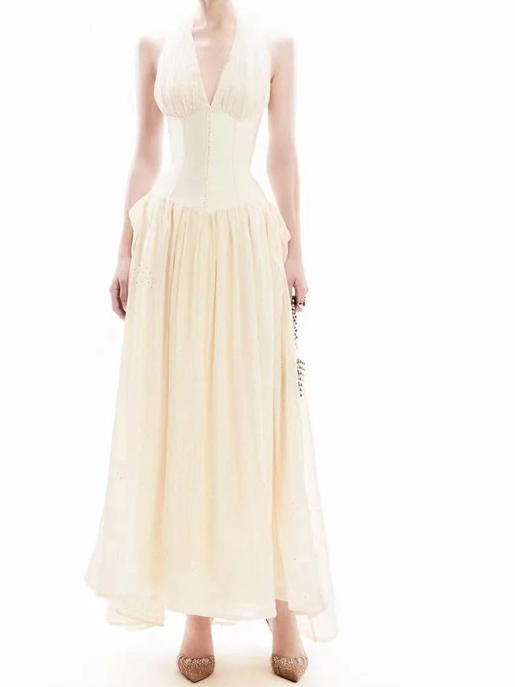 2025 summer women's new hanging neck V-neck stitching gauze sexy slim dress elegant temperament waist backless slim A-line dress
2025 summer women's new hanging neck V-neck stitching gauze sexy slim dress elegant temperament waist backless slim A-line dress