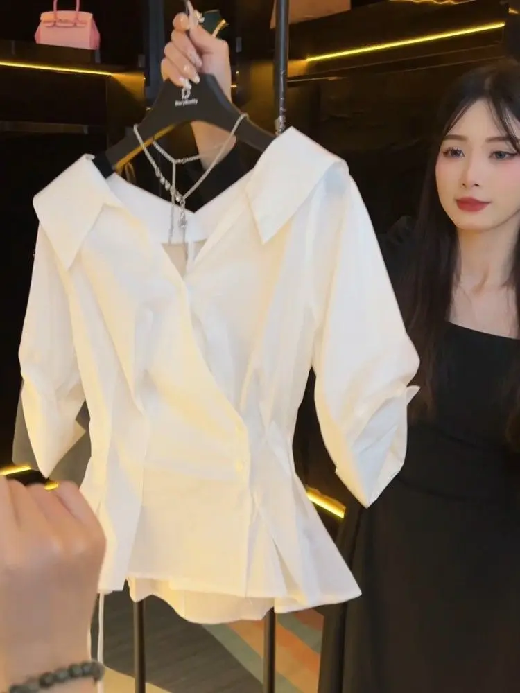 French Elegant Short Sleeve V-Neck Shirt Women's Summer Solid Slim Blouse Female Korean Chic Commute High Waist Side Buckle Tops 
French Elegant Short Sleeve V-Neck Shirt Women's Summer Solid Slim Blouse Female Korean Chic Commute High Waist Side Buckle Tops