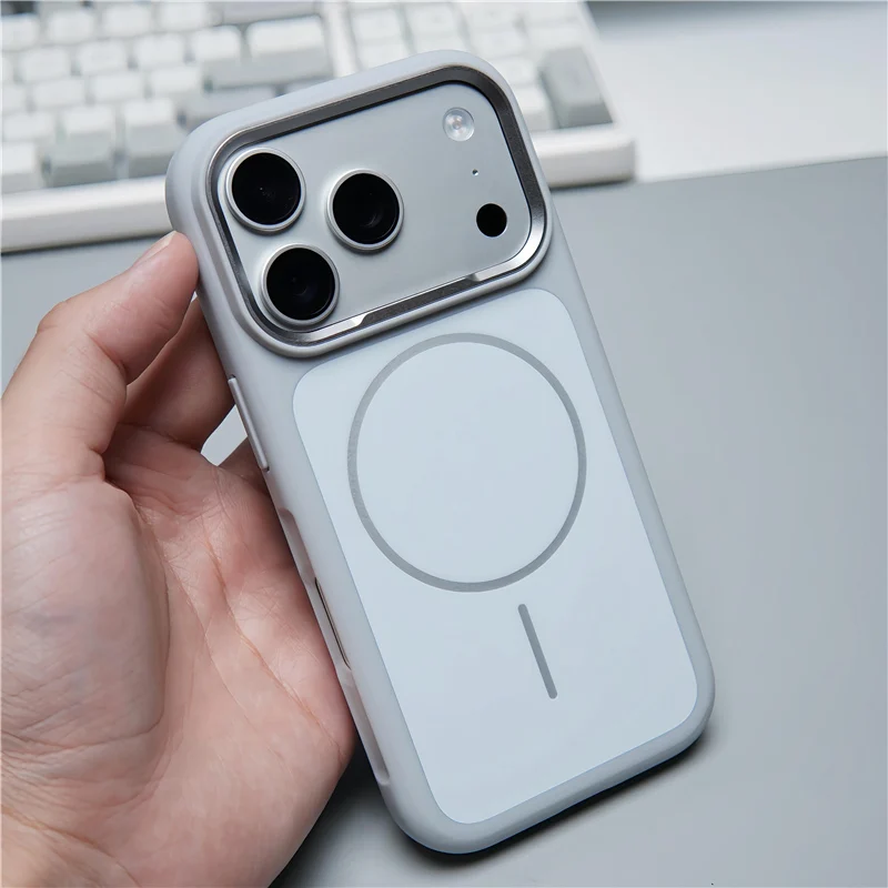 Matte Original Magnetic For Magsafe Case For iPhone 16Pro 17Pro 17 15Pro Max Double Color Wireless Charging Shockproof Cover
Matte Original Magnetic For Magsafe Case For iPhone 16Pro 17Pro 17 15Pro Max Double Color Wireless Charging Shockproof Cover