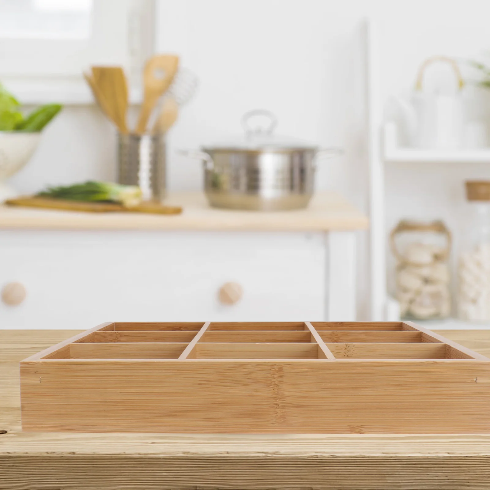 Bamboo Serving Tray Nine grid Vegetable Tray Divided Plate Hotpot Plate Food Safe Environment Friendly Simple Design Decorative
Bamboo Serving Tray Nine grid Vegetable Tray Divided Plate Hotpot Plate Food Safe Environment Friendly Simple Design Decorative