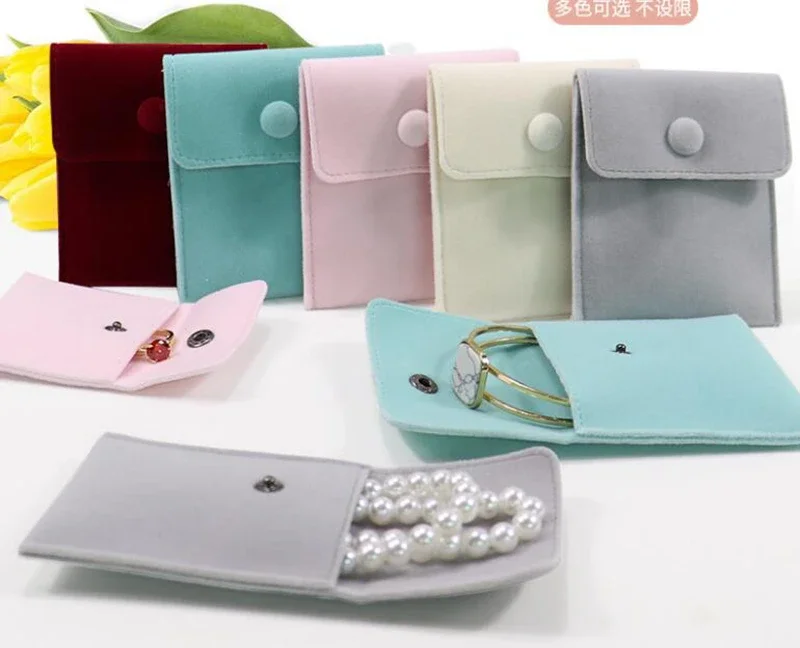 1pcs Jewellery Pouch Packaging Bag Soft Velvet Gift Bracelet Necklace Earrings Rings Storeage Custom Logo
1pcs Jewellery Pouch Packaging Bag Soft Velvet Gift Bracelet Necklace Earrings Rings Storeage Custom Logo