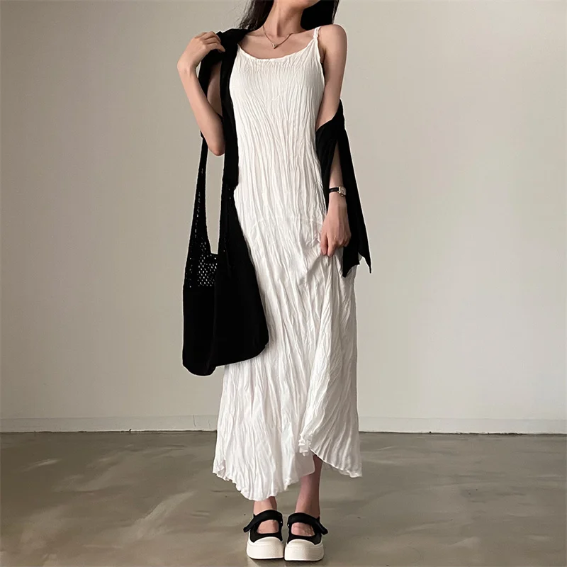 Women Suspender Dress Korean Fashion Vintage Womens Dress Chic Sweet Pleated Spaghetti Dress Elegant Sleeveless Beach Dress
Women Suspender Dress Korean Fashion Vintage Womens Dress Chic Sweet Pleated Spaghetti Dress Elegant Sleeveless Beach Dress
