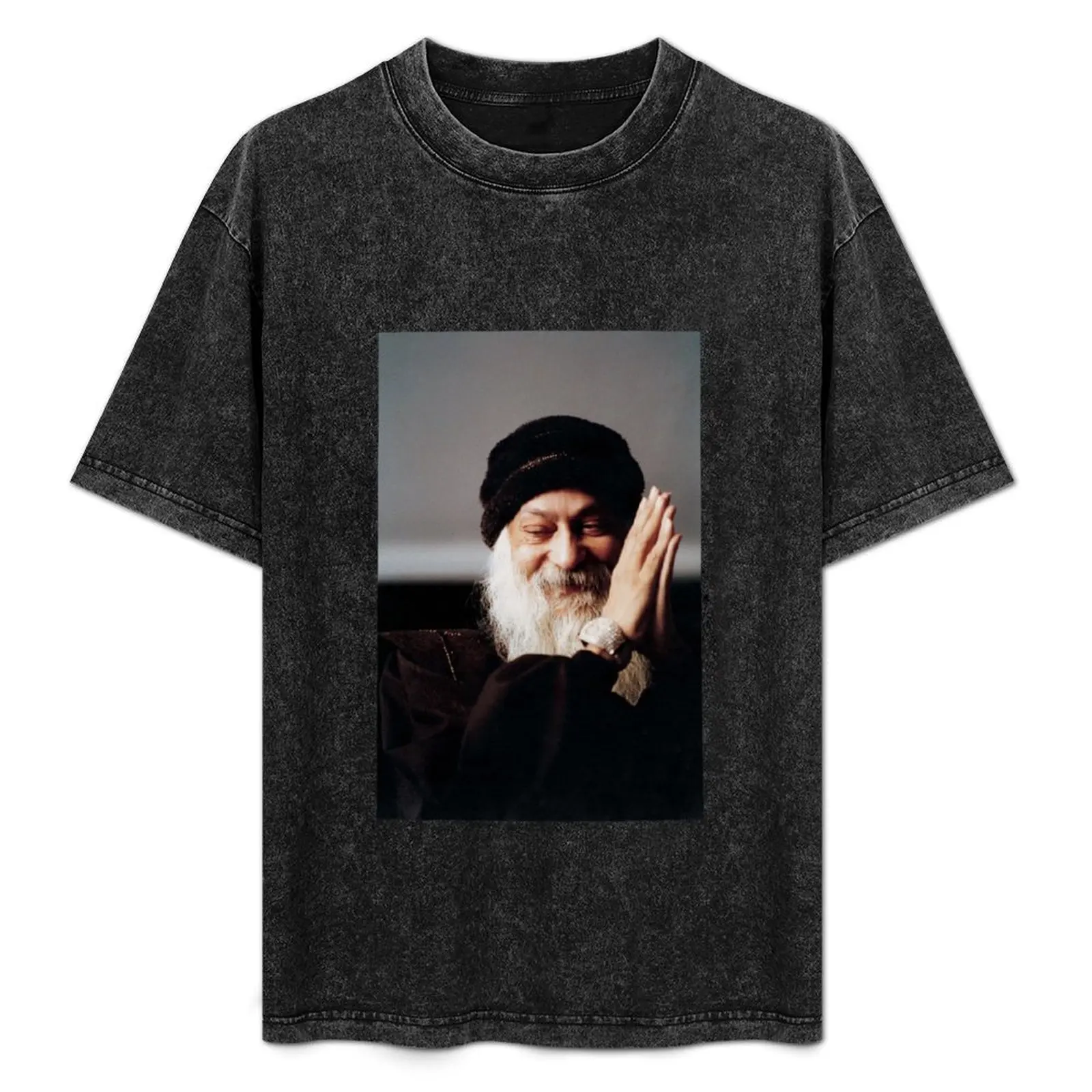 Osho T-Shirt Vintage Style Printed Top
Osho T-Shirt Vintage Style Printed Top