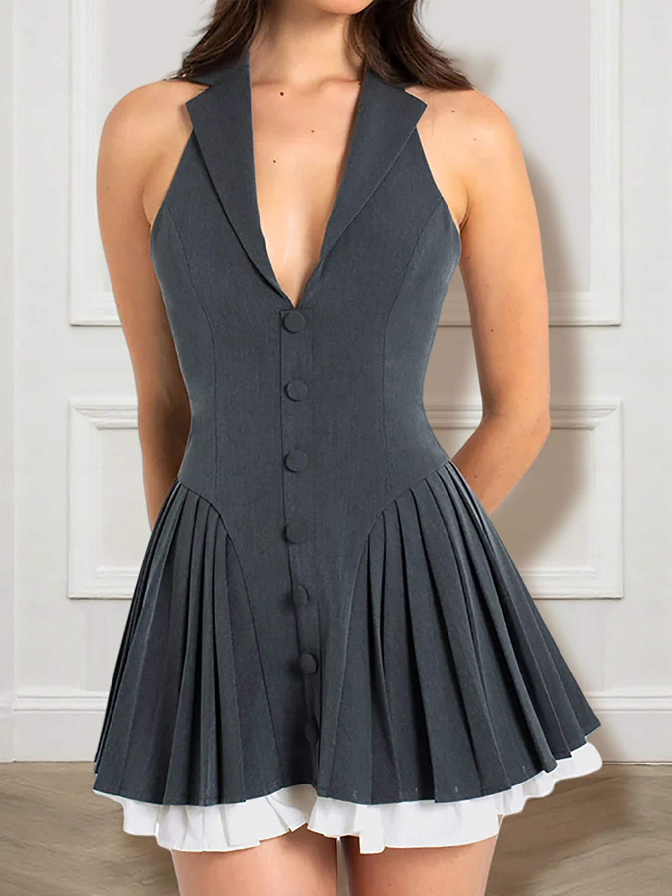 2025 new style elegant suit pleated dress sexy V-neck backless slim hot girl A-line short skirt
2025 new style elegant suit pleated dress sexy V-neck backless slim hot girl A-line short skirt