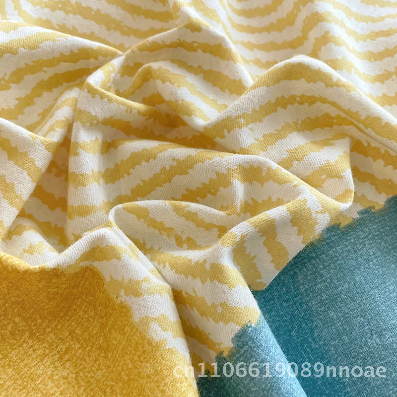 Cotton Single Bed Sheet Set with Skirt - Thickened Four-Piece Dormitory Bedding Set Modern Minimalist Geometric & Floral
Cotton Single Bed Sheet Set with Skirt - Thickened Four-Piece Dormitory Bedding Set Modern Minimalist Geometric & Floral