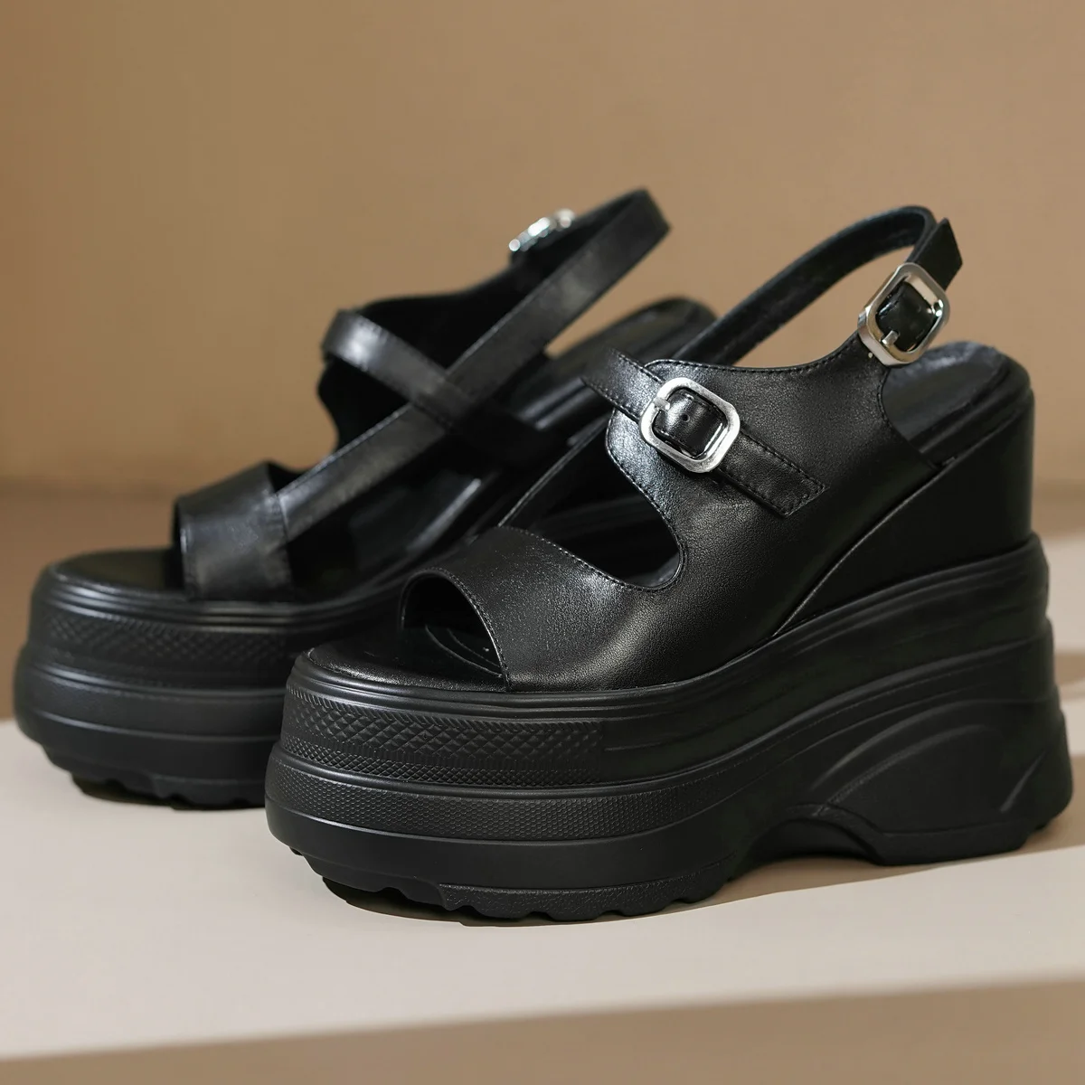 Summer Platform Pumps Shoes Women Size 47 Genuine Leather Wedges High Heel Gladiator Sandals Open Toe Size 45 46 Chunky Sneakers
Summer Platform Pumps Shoes Women Size 47 Genuine Leather Wedges High Heel Gladiator Sandals Open Toe Size 45 46 Chunky Sneakers