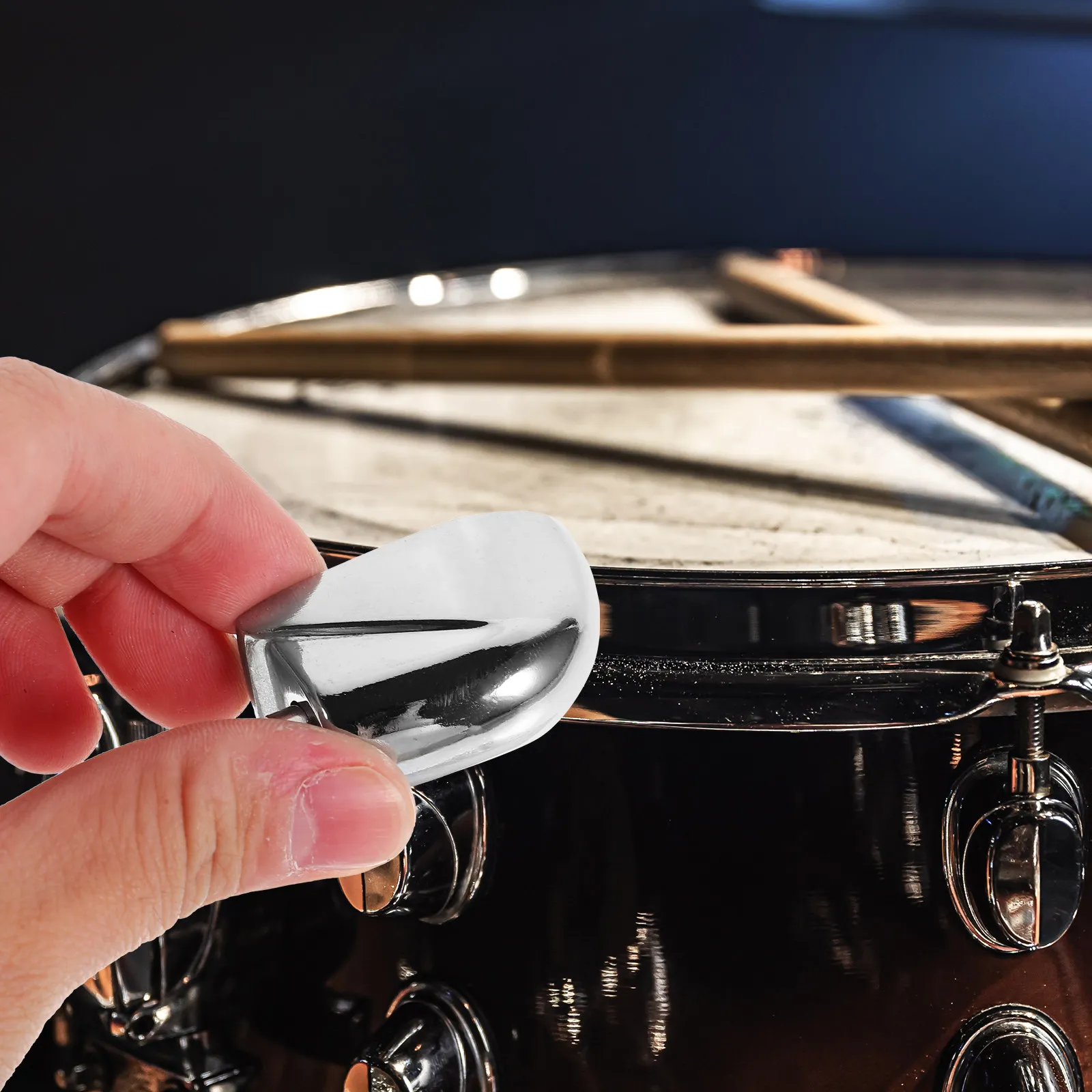 5Pcs Single-End Drum Ear Snare Lug Claw Hook Connector for Snare Bass Drums Professional Grade Drum Parts Hardware Accessories
5Pcs Single-End Drum Ear Snare Lug Claw Hook Connector for Snare Bass Drums Professional Grade Drum Parts Hardware Accessories