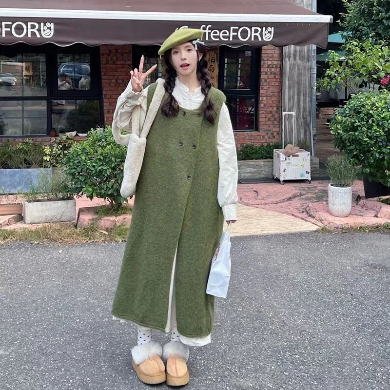 Ladies Spring And Autumn New Double-Breasted Knitted Vest Sweater Skirt Slim Vest Ladies Solid Color Round Neck Cardigan Dress
Ladies Spring And Autumn New Double-Breasted Knitted Vest Sweater Skirt Slim Vest Ladies Solid Color Round Neck Cardigan Dress