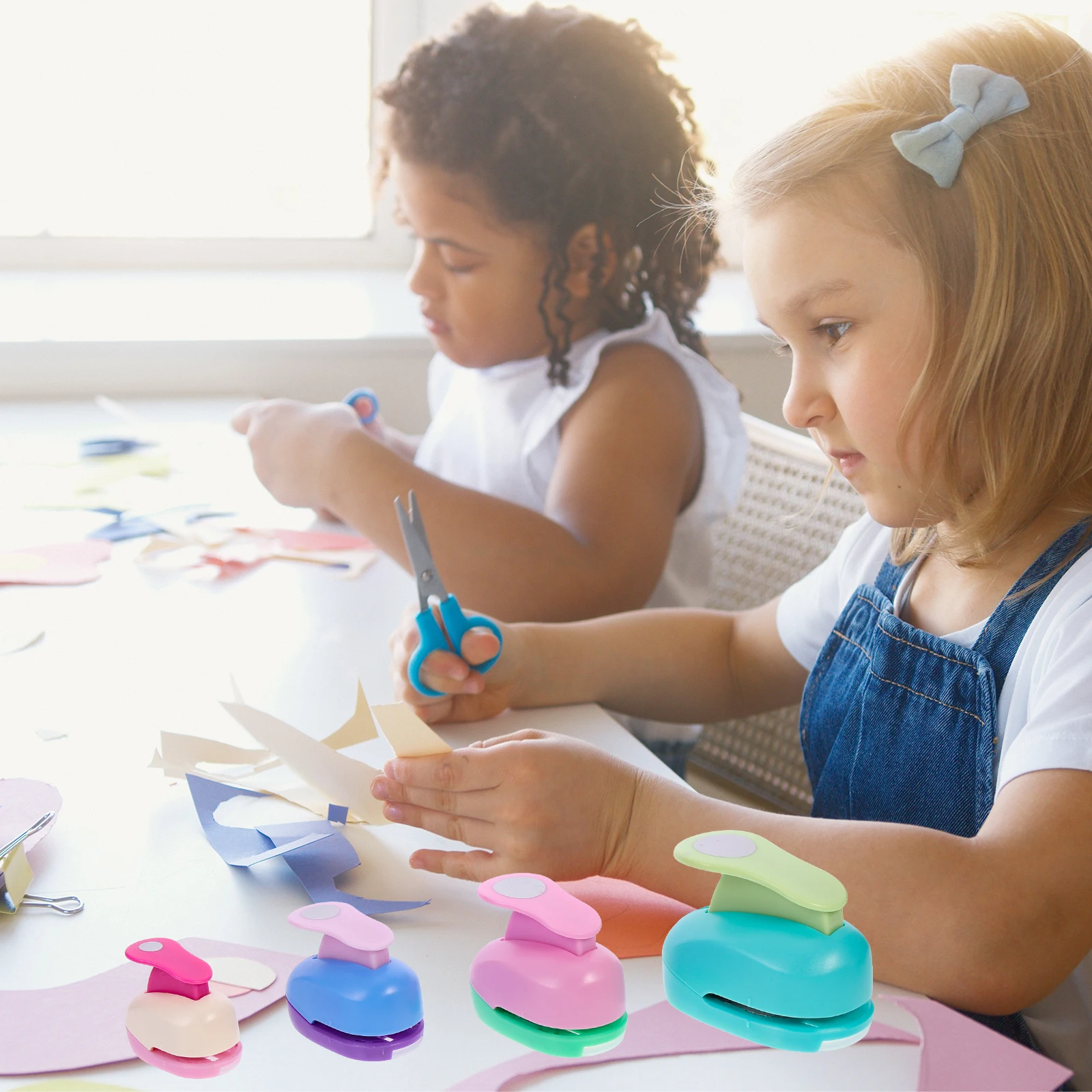 4pcs Children Embosser Paper Punch for Crafting Portable Hole Child Circle Shape DIY Artwork Gift Wrapping Tags Scrapbooks
4pcs Children Embosser Paper Punch for Crafting Portable Hole Child Circle Shape DIY Artwork Gift Wrapping Tags Scrapbooks
