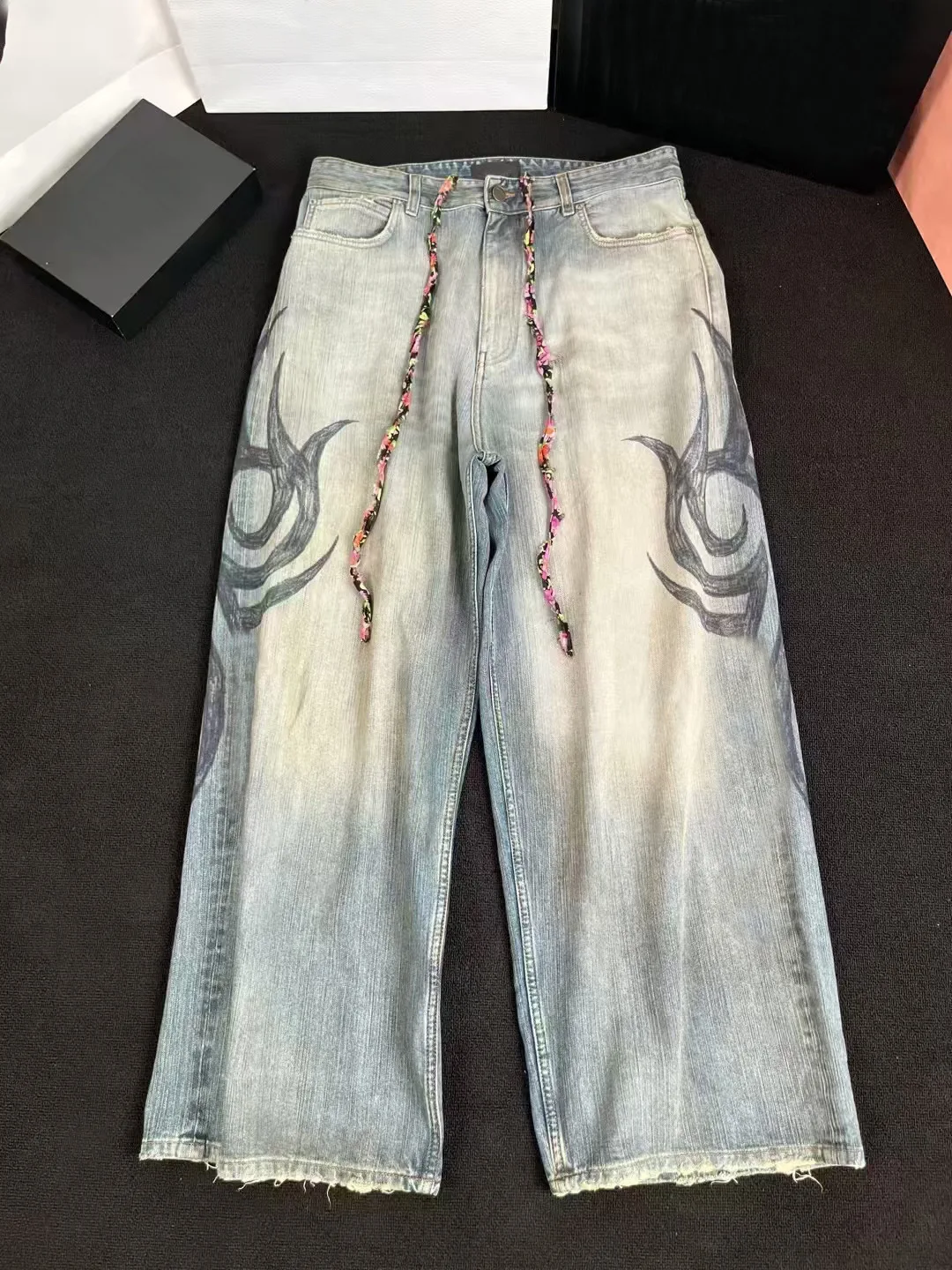 2025 New Candy Chain Old Washed Denim Zipper Slim Fit Straight PANT Jeans Cotton Denim Pants Casual Jeans Size S-XL #R020
2025 New Candy Chain Old Washed Denim Zipper Slim Fit Straight PANT Jeans Cotton Denim Pants Casual Jeans Size S-XL #R020