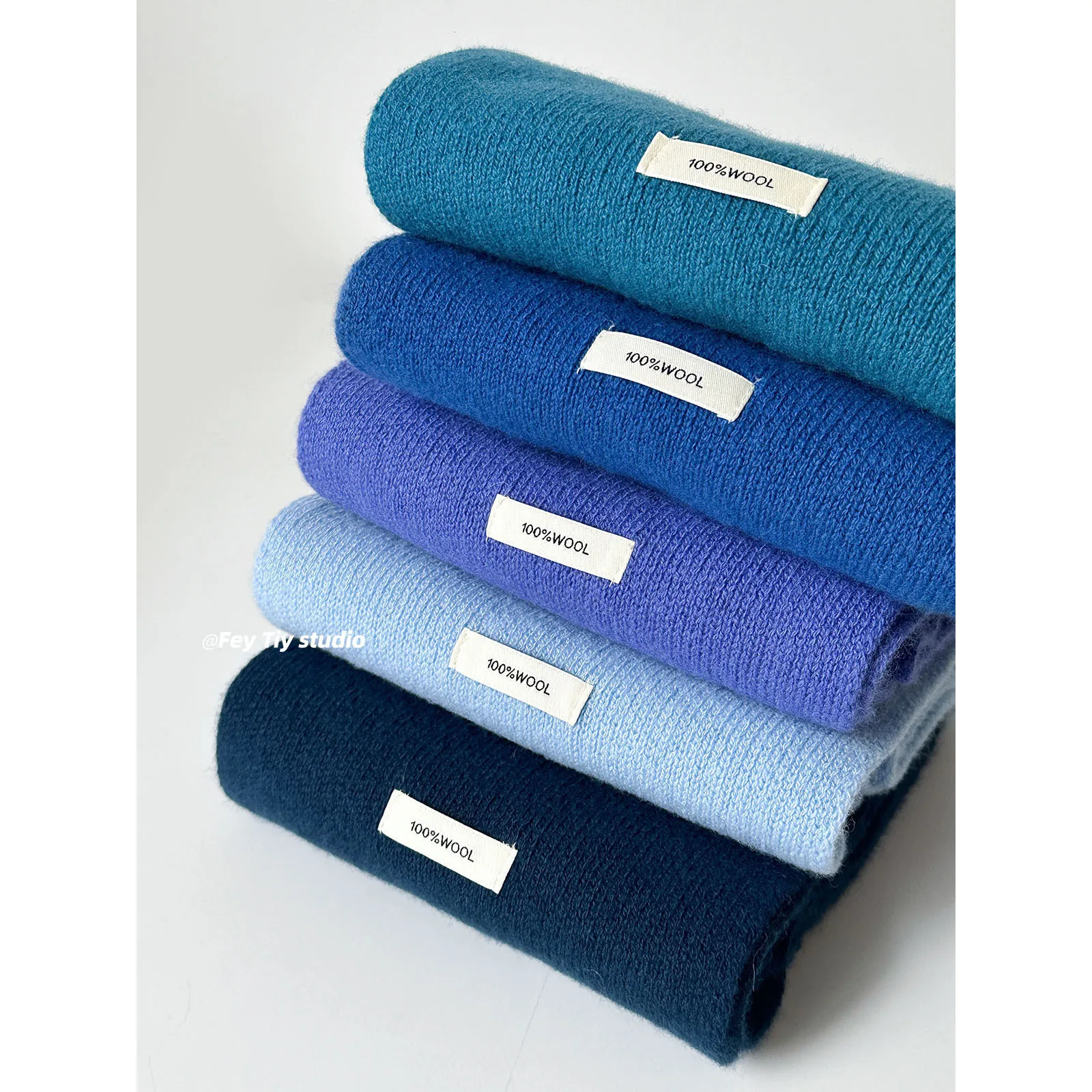 Korean Original Order 100% Australian Pure Wool Knitted Scarf Women's Winter Warm and Cold Solid Color Gift Couple Wool Scarf
Korean Original Order 100% Australian Pure Wool Knitted Scarf Women's Winter Warm and Cold Solid Color Gift Couple Wool Scarf