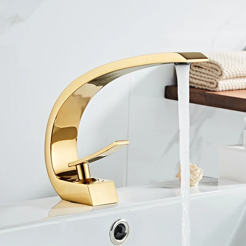 Basin Faucet Modern Bathroom Mixer Tap Rose Gold Wash basin Single Handle Single Hole Hot and Cold Waterfall Fauce
Basin Faucet Modern Bathroom Mixer Tap Rose Gold Wash basin Single Handle Single Hole Hot and Cold Waterfall Fauce