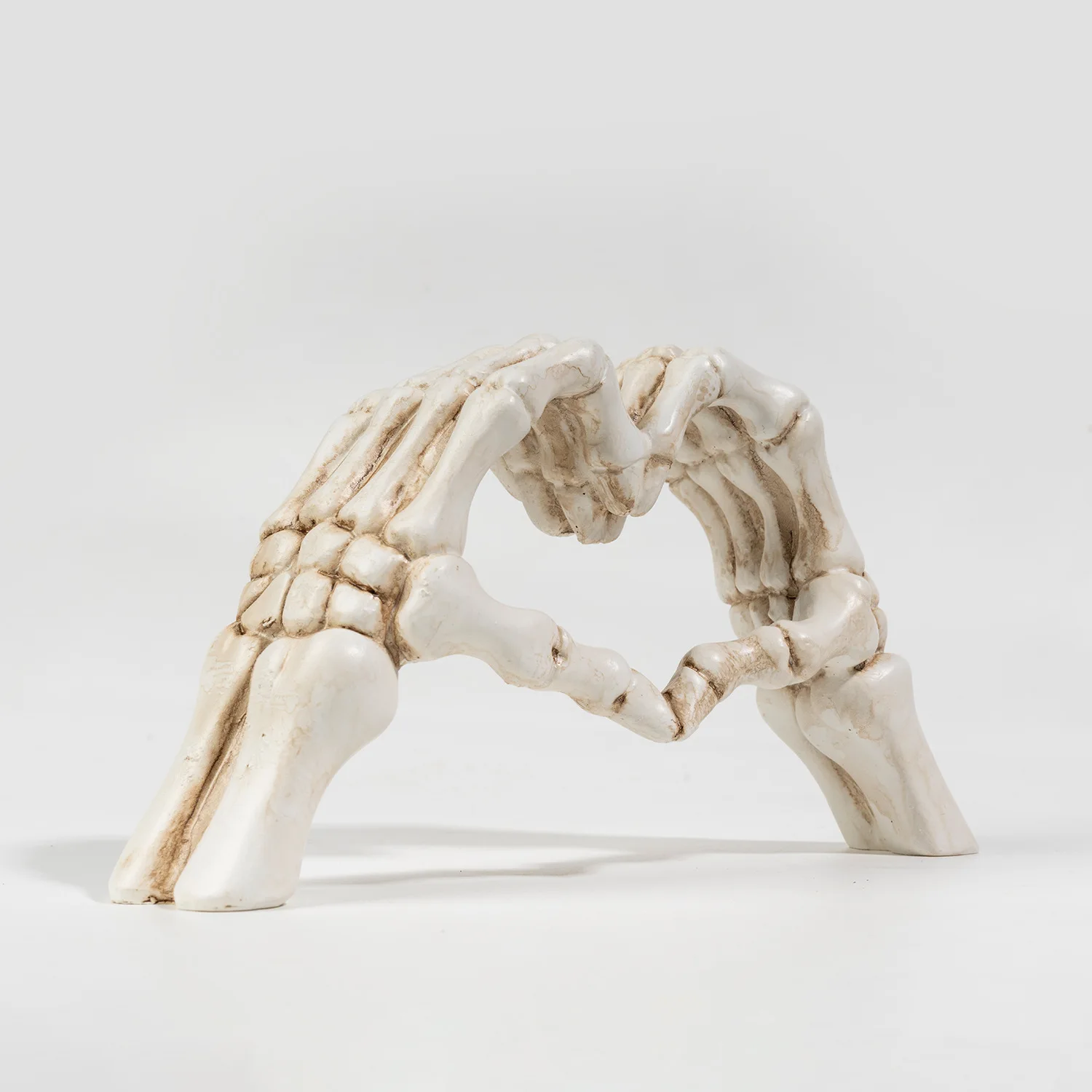 Creepy Cute Resin Hand Bone Couple Statue Finger Love Skeleton Ornament Home Decor Halloween Decor Crafts
Creepy Cute Resin Hand Bone Couple Statue Finger Love Skeleton Ornament Home Decor Halloween Decor Crafts
