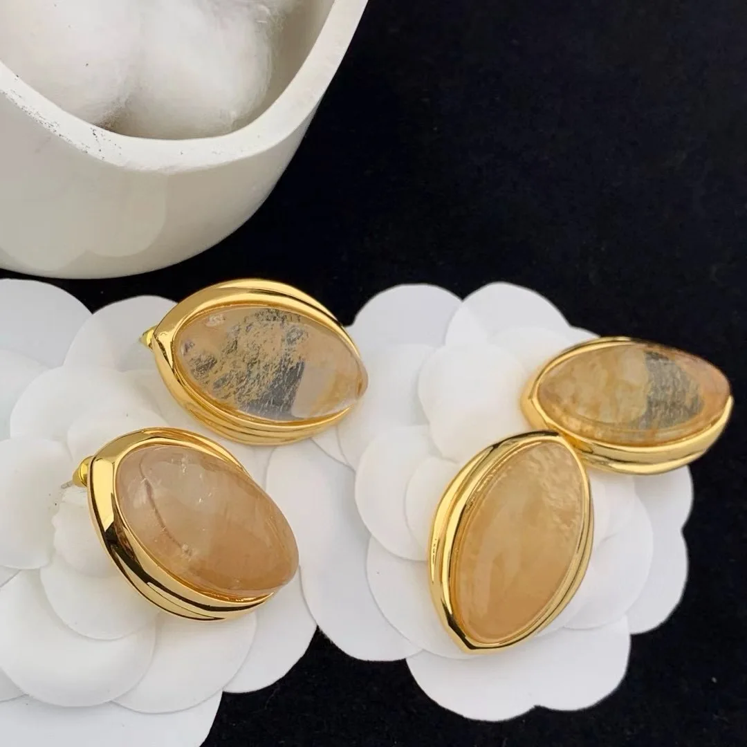 Temperament Vintage Transparent natural stone earrings for women's girl Gift eardrop Jewelry Accessory
Temperament Vintage Transparent natural stone earrings for women's girl Gift eardrop Jewelry Accessory