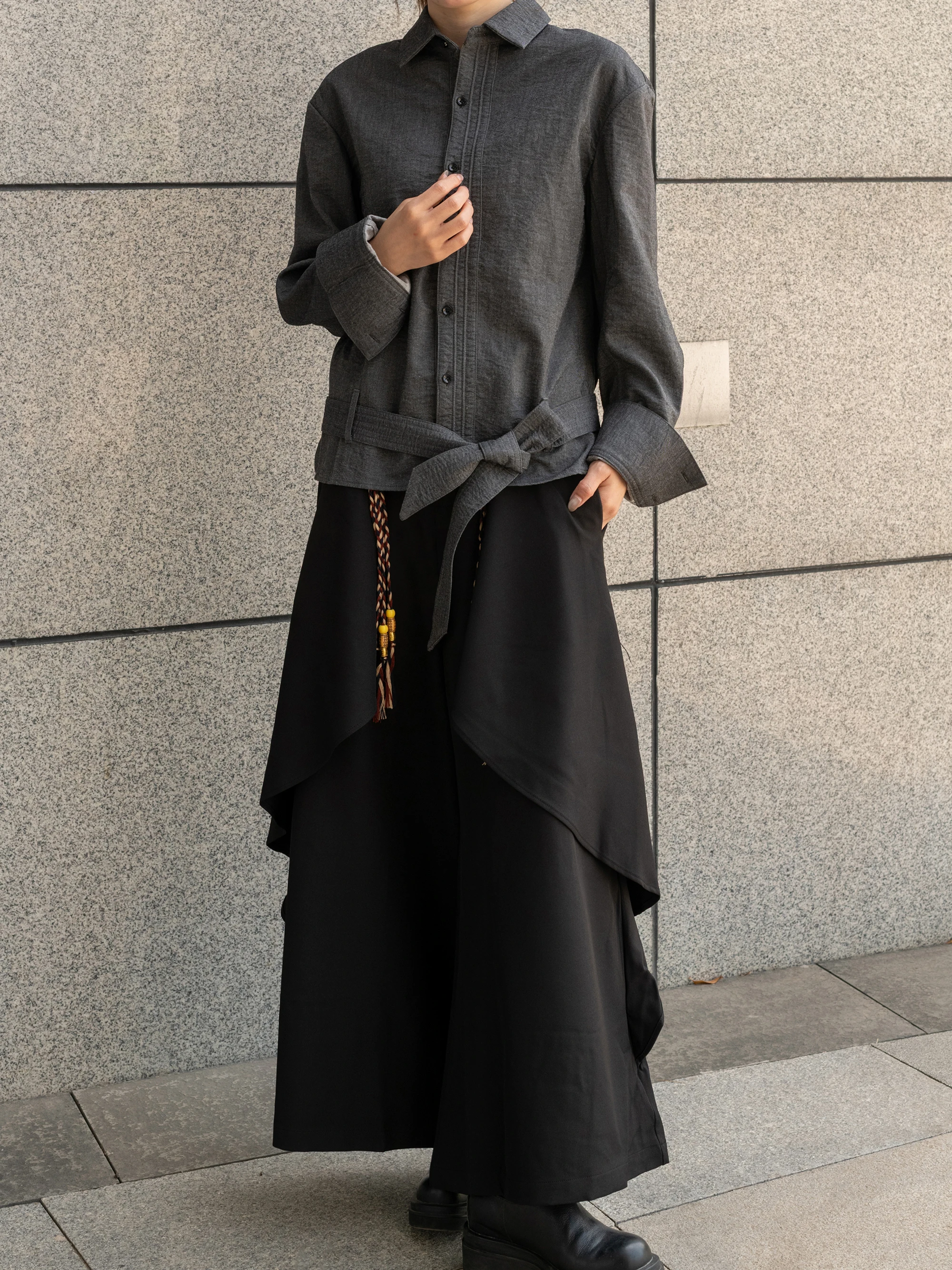 Retro Dark Style Unisex Lazy Texture Elegant Atmosphere Belted Sash Long Sleeve Shirt Women's Slim Fit Shirt Flounce Hem
Retro Dark Style Unisex Lazy Texture Elegant Atmosphere Belted Sash Long Sleeve Shirt Women's Slim Fit Shirt Flounce Hem