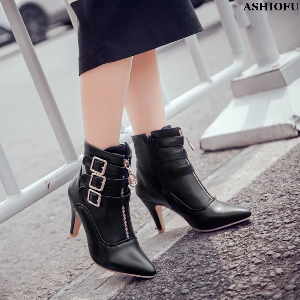 ASHIOFU New Sale Handmade Women 8cm High Heel Boots Buckle Straps Party Prom Ankle Boots Large Size Fashion Stiletto Boots Shoes
ASHIOFU New Sale Handmade Women 8cm High Heel Boots Buckle Straps Party Prom Ankle Boots Large Size Fashion Stiletto Boots Shoes