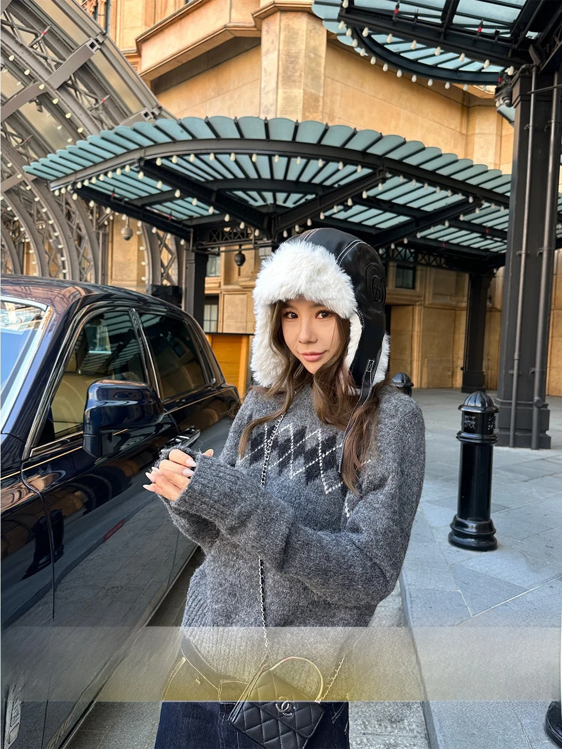 D YANGJUN Vintage Diamond Grid round Neck Pullover Knitted Sweater Women's Autumn Winter Slim Long Sleeve Knitwear Top
D YANGJUN Vintage Diamond Grid round Neck Pullover Knitted Sweater Women's Autumn Winter Slim Long Sleeve Knitwear Top