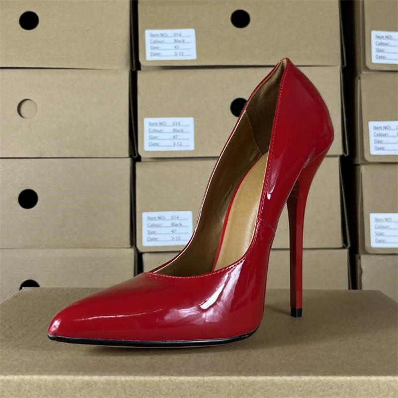 Модные пикантные туфли на тонком высоком каблуке 13 см, женские туфли-лодочки, большие размеры, туфли на шпильке из лакированной кожи, офисные свадебные туфли на шпильке с острым носком
Модные пикантные туфли на тонком высоком каблуке 13 см, женские туфли-лодочки, большие размеры, туфли на шпильке из лакированной кожи, офисные свадебные туфли на шпильке с острым носком