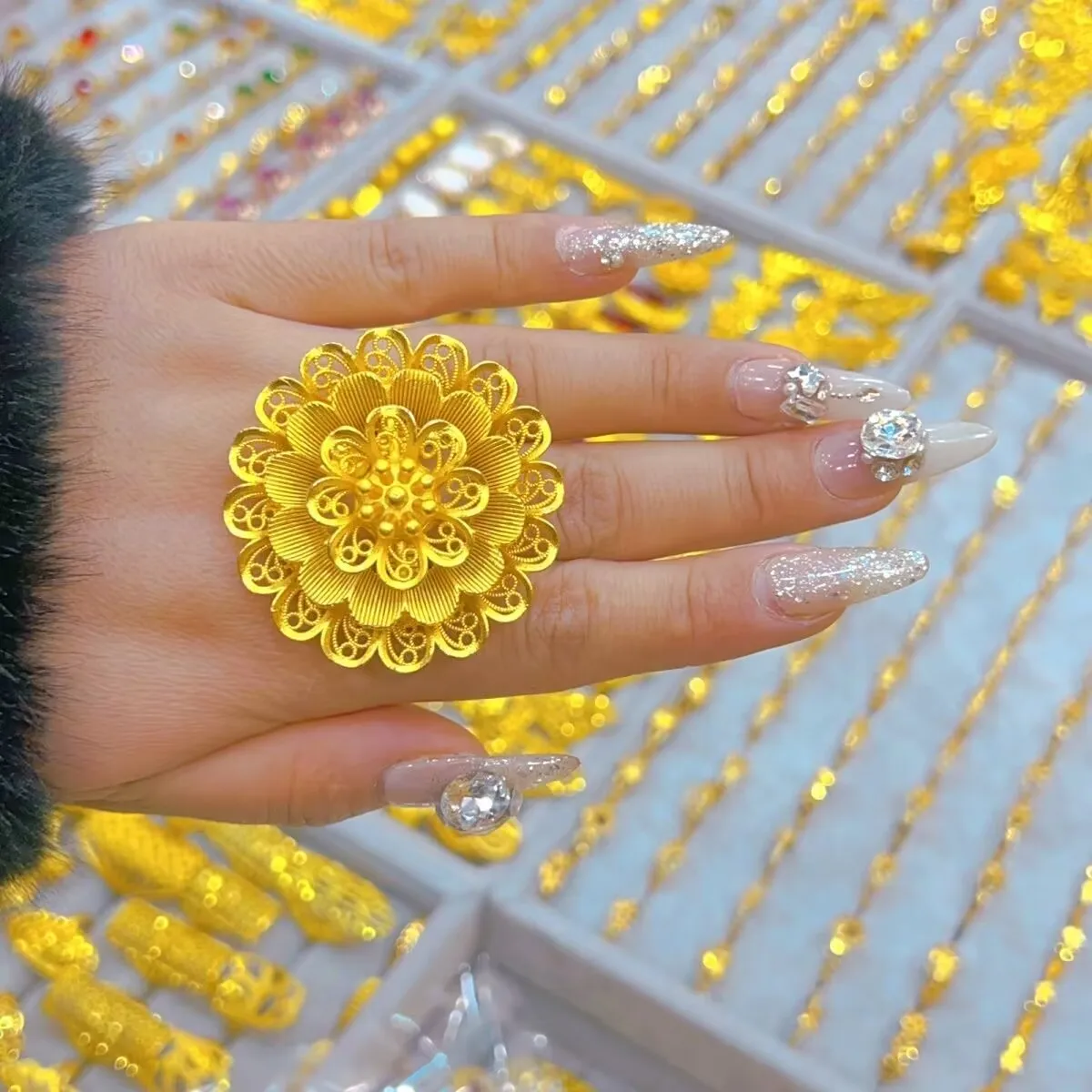 European Dubai New 24K Gold Plated Ring for Romantic Party Gifts, Wedding High End Jewelry for Lovers YY10587
European Dubai New 24K Gold Plated Ring for Romantic Party Gifts, Wedding High End Jewelry for Lovers YY10587