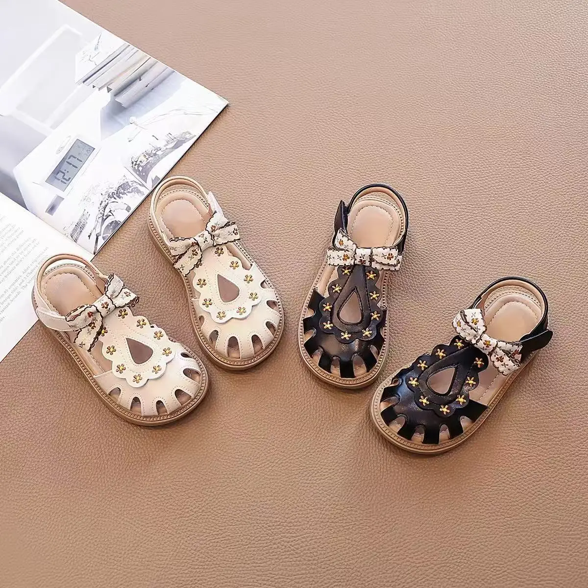 Kids'Casual Shoes Sandals Low-Cut Shoes Summer Shoes PU Leather Mesh For Girls Anti-slip Breathable Black White Shoes Size 23-36
Kids'Casual Shoes Sandals Low-Cut Shoes Summer Shoes PU Leather Mesh For Girls Anti-slip Breathable Black White Shoes Size 23-36