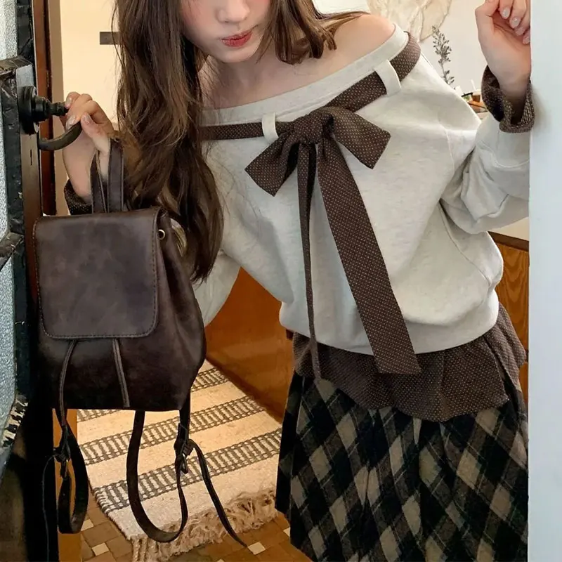 Fake Two Pieces Bandage Bow Hoodies Autumn New Korean Polka Dot Patchwork Female Clothing Vintage Fashion Slash Neck Sweatshirts
Fake Two Pieces Bandage Bow Hoodies Autumn New Korean Polka Dot Patchwork Female Clothing Vintage Fashion Slash Neck Sweatshirts