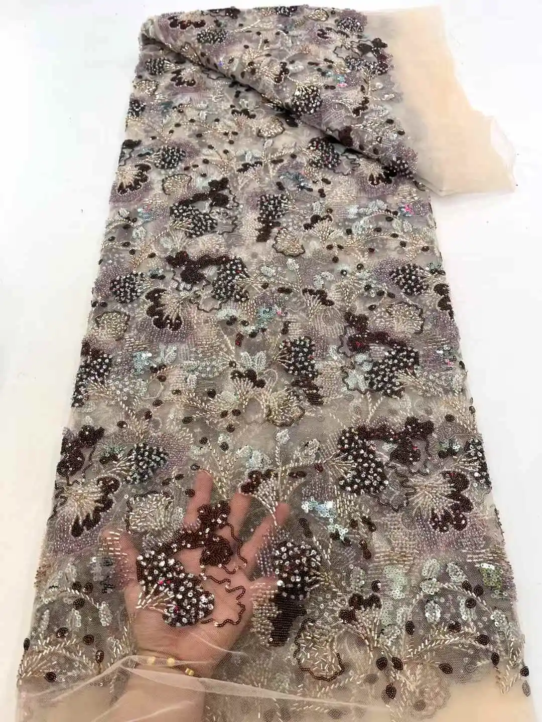 New Design Beaded Sequins Lace Nigerian Tulle Lace Fabric 2025 High Quality Lace Embroidered Lace For Women's Evening Dresses
New Design Beaded Sequins Lace Nigerian Tulle Lace Fabric 2025 High Quality Lace Embroidered Lace For Women's Evening Dresses