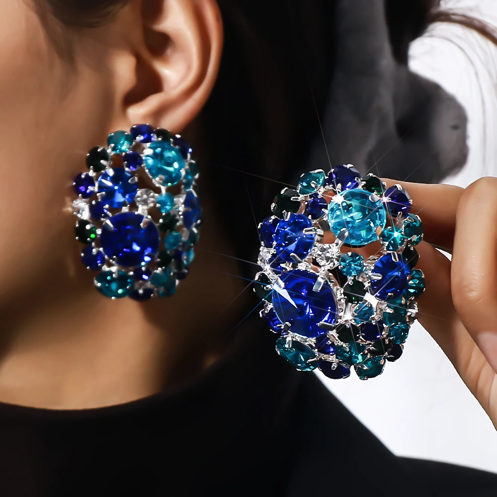Blue and white oval ear clip fashion catwalk personality rhinestone earrings accessories female earrings
Blue and white oval ear clip fashion catwalk personality rhinestone earrings accessories female earrings