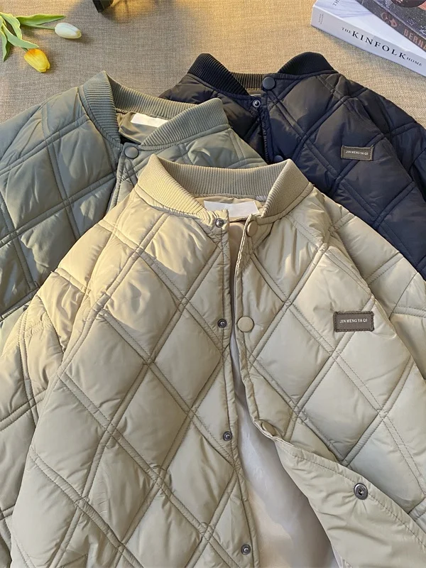 Модная мужская зимняя куртка-пилот из хлопка в американском стиле, утепленная, повседневная, длинная, на молнии, теплая
Модная мужская зимняя куртка-пилот из хлопка в американском стиле, утепленная, повседневная, длинная, на молнии, теплая