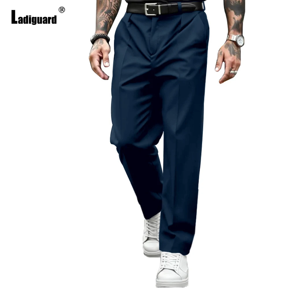 2025 Men's Vintage Stand Pocket Basic Suits Pants Solid Navy White Ankle-Length Trouser Men Fashion Straight Beach Hotpants New
2025 Men's Vintage Stand Pocket Basic Suits Pants Solid Navy White Ankle-Length Trouser Men Fashion Straight Beach Hotpants New