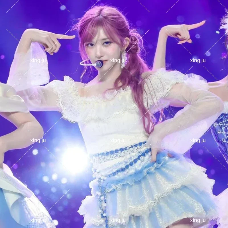 Korean Singer Kpop Women DJ Dance Costumes Stage Clothes Jazz Dance Outfit Lace See-Through Long Sleeve Tops Fluffy Short Skirt
Korean Singer Kpop Women DJ Dance Costumes Stage Clothes Jazz Dance Outfit Lace See-Through Long Sleeve Tops Fluffy Short Skirt