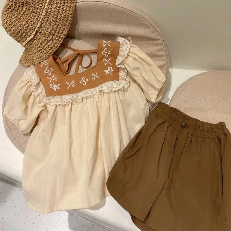 Korean Girl Children Lace Embroidery T-shirt + Cotton Shorts 2pc Sets Toddler Retro Set Kids Outfit Clothes
Korean Girl Children Lace Embroidery T-shirt + Cotton Shorts 2pc Sets Toddler Retro Set Kids Outfit Clothes