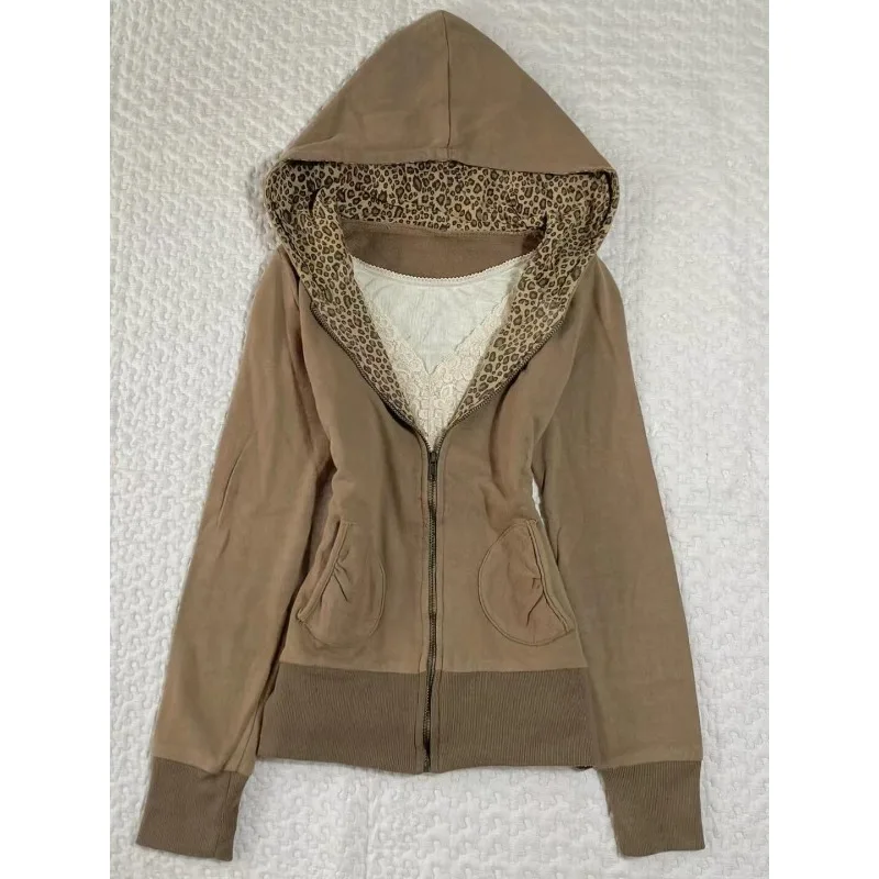American Retro Vintage Boutique Sweet Cool Y2K Brown Leopard Print Hooded Sweater Jacket Top Women High Street Subculture Coat
American Retro Vintage Boutique Sweet Cool Y2K Brown Leopard Print Hooded Sweater Jacket Top Women High Street Subculture Coat