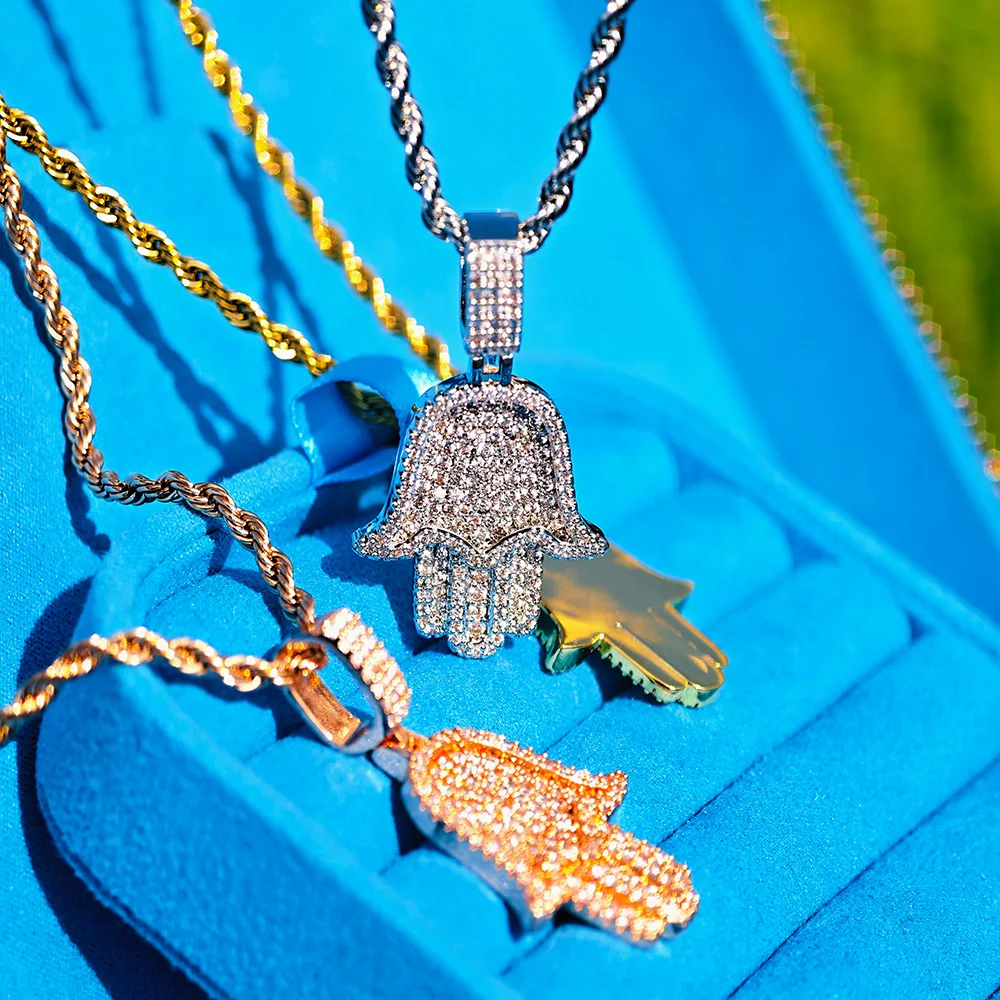 Ожерелье с подвеской в стиле хип-хоп Iced Out CZ Hamsa для женщин и мужчин, ювелирные изделия с бриллиантами, подвеска в подарок
Ожерелье с подвеской в стиле хип-хоп Iced Out CZ Hamsa для женщин и мужчин, ювелирные изделия с бриллиантами, подвеска в подарок