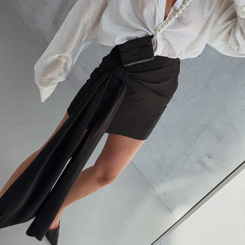 Linad Summer Mini Skirt Fashion Black Office Lady Skirt High-Waisted Spring Belt Solid Color 2025 Short Woven Skirt asymmetrical
Linad Summer Mini Skirt Fashion Black Office Lady Skirt High-Waisted Spring Belt Solid Color 2025 Short Woven Skirt asymmetrical