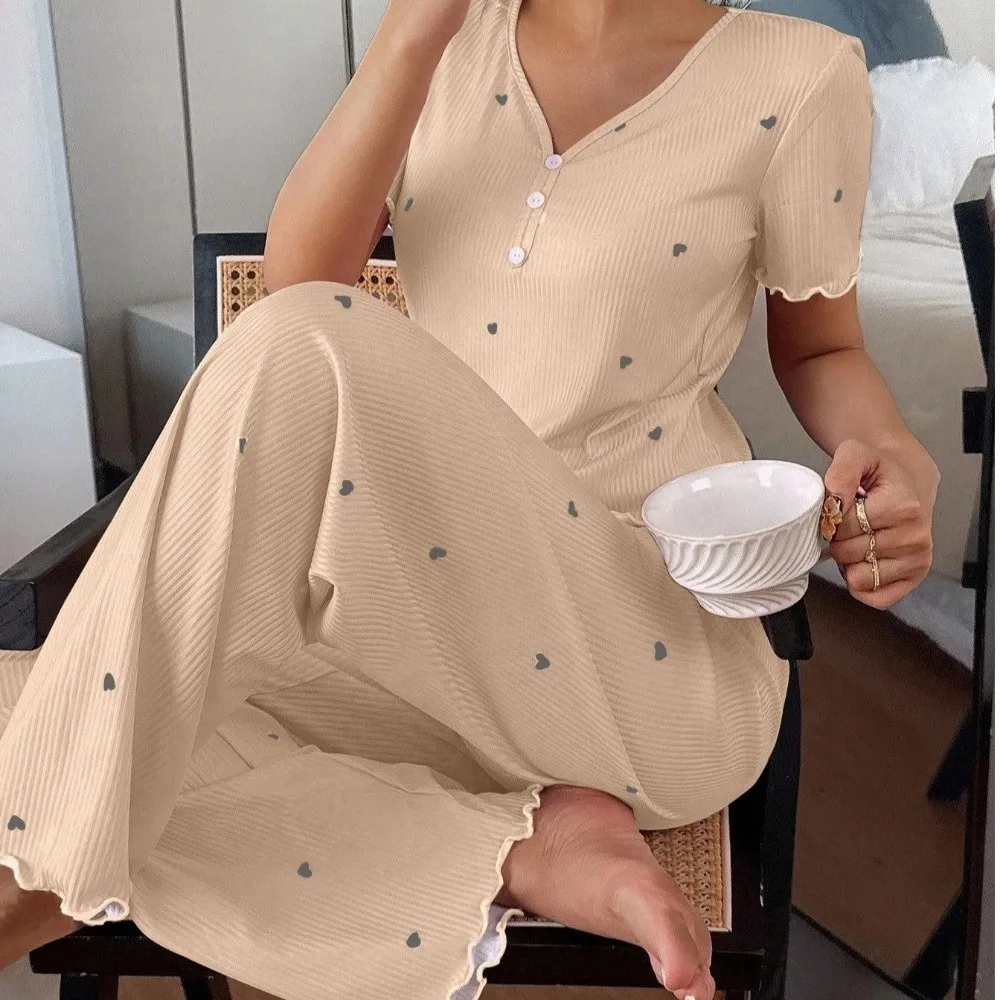 Homewear Short Sleeve Pajamas Set Heart Long Pants Nightwear Sets V-neck Striped Loungewear Set Home
Homewear Short Sleeve Pajamas Set Heart Long Pants Nightwear Sets V-neck Striped Loungewear Set Home