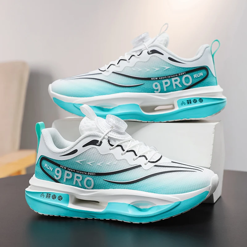 Детская спортивная обувь с дышащей сеткой и вращающейся пряжкой для подростков, легкие уличные кроссовки на мягкой подошве для бега для детей
Детская спортивная обувь с дышащей сеткой и вращающейся пряжкой для подростков, легкие уличные кроссовки на мягкой подошве для бега для детей