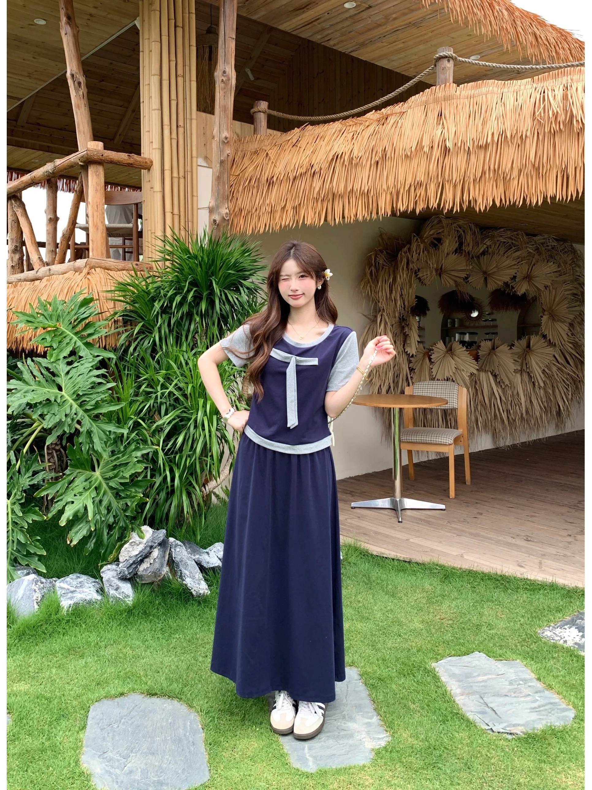 plus Size College Style Set Summer New Design Color Block Knot Short Sleeve Top mid Length Half Skirt Fashionable E...
plus Size College Style Set Summer New Design Color Block Knot Short Sleeve Top mid Length Half Skirt Fashionable E...