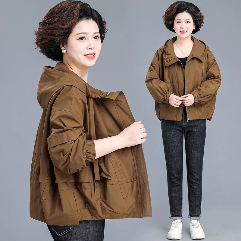 Повседневное короткое пальто для женщин среднего возраста, весна-осень, модная верхняя одежда больших размеров, куртка-топ из полиэфирного волокна
Повседневное короткое пальто для женщин среднего возраста, весна-осень, модная верхняя одежда больших размеров, куртка-топ из полиэфирного волокна