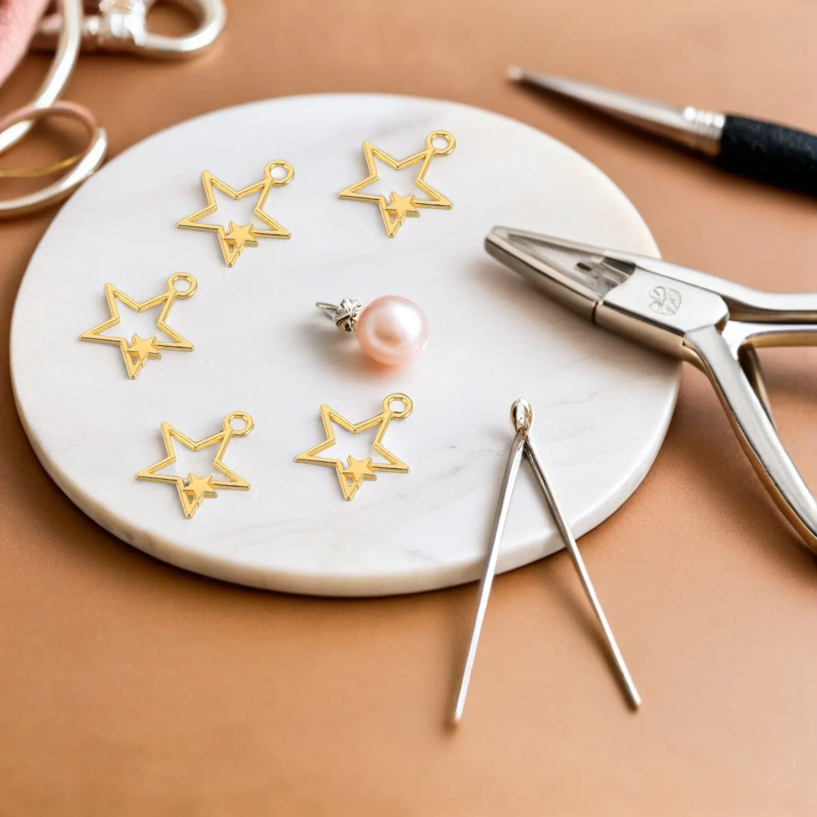 100Pcs Metal Star Charms Hollow Golden Pendants for Jewelry Making DIY Necklaces Bracelets Earrings Keychains Craft Accessories
100Pcs Metal Star Charms Hollow Golden Pendants for Jewelry Making DIY Necklaces Bracelets Earrings Keychains Craft Accessories