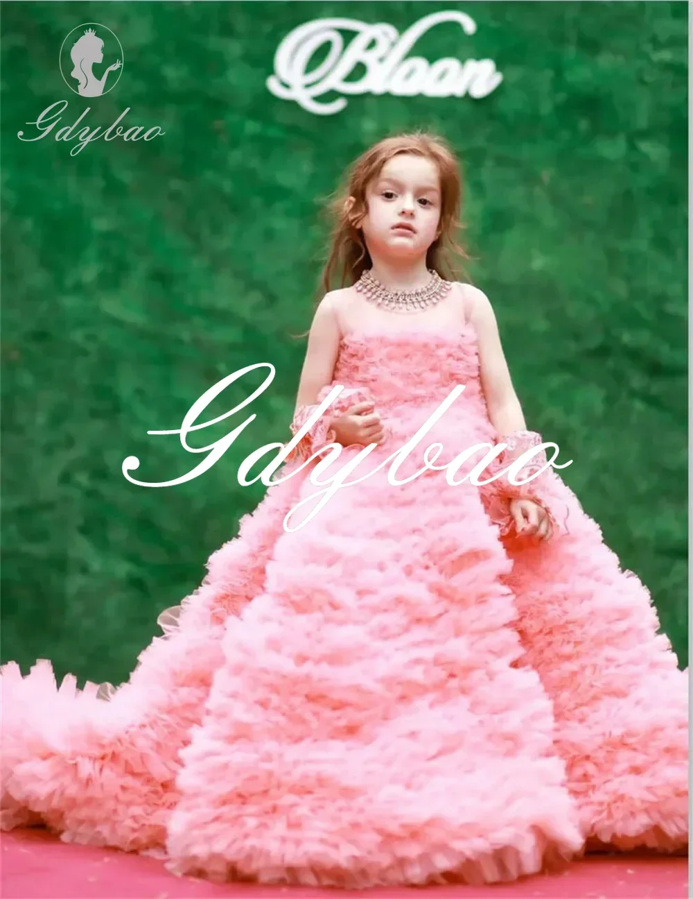 Pleat Luxury Sleeveless Classic Wedding Party Flower Girl Dress Floor Length Sweep Train First Communion Gown Customized 2024
Pleat Luxury Sleeveless Classic Wedding Party Flower Girl Dress Floor Length Sweep Train First Communion Gown Customized 2024