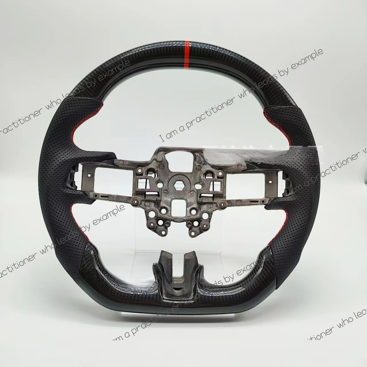 Для Ford Mustang Racing Sport D-Type Рулевое колесо Mustang из настоящего углеродного волокна Аксессуары для интерьера вождения
Для Ford Mustang Racing Sport D-Type Рулевое колесо Mustang из настоящего углеродного волокна Аксессуары для интерьера вождения