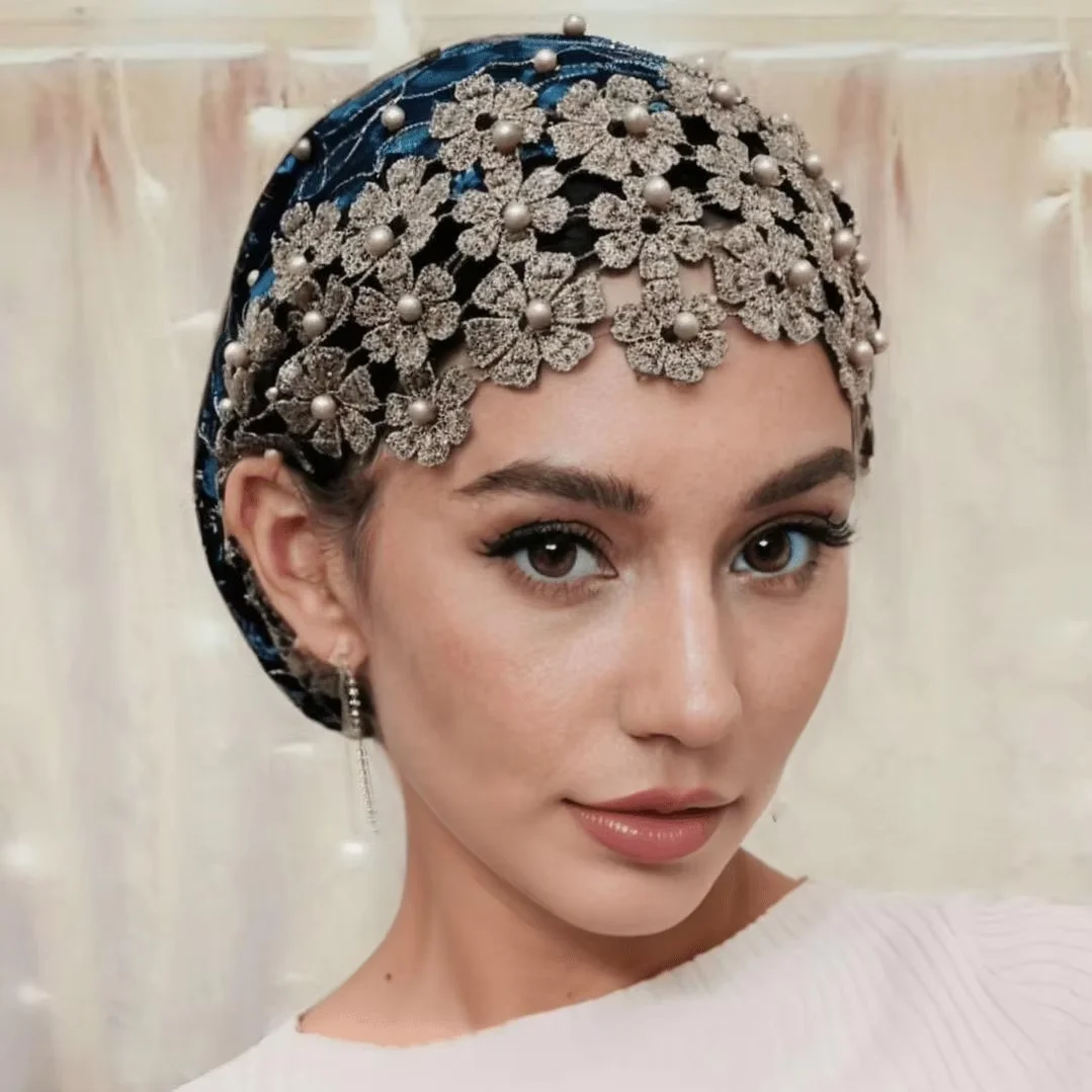 Muslim Flower Turban Hat Embroidery Beading Soft Stretch Head Wrap Women Islamic Headscarf For Middle East Daily Wear
Muslim Flower Turban Hat Embroidery Beading Soft Stretch Head Wrap Women Islamic Headscarf For Middle East Daily Wear
