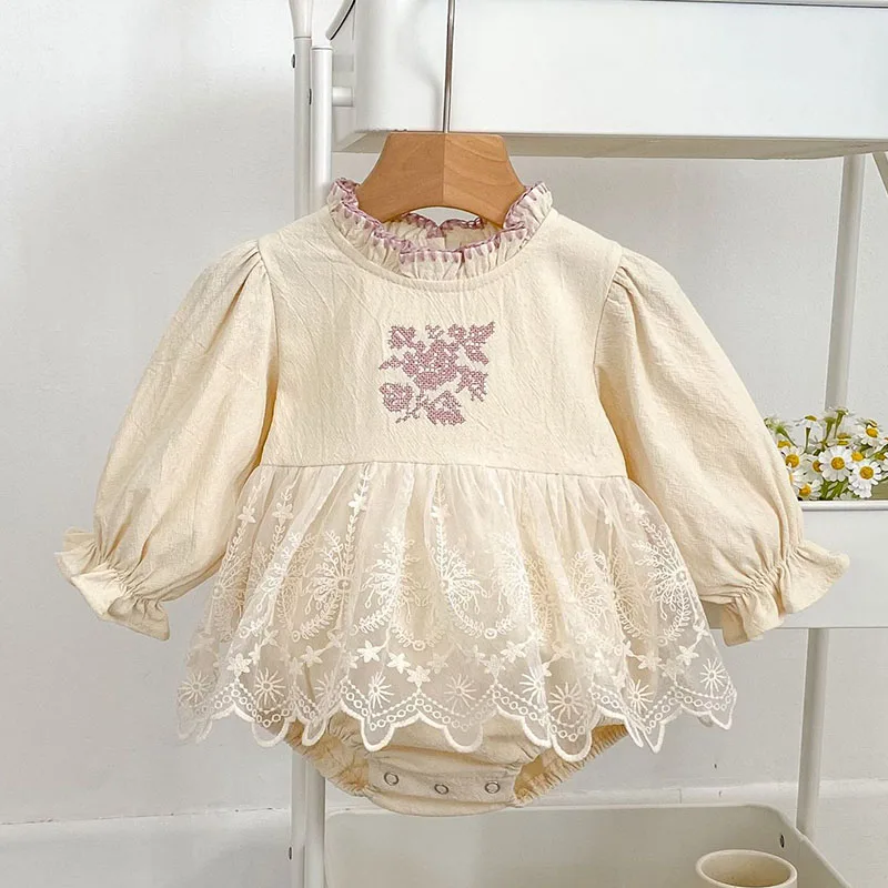 2025 New Spring 0-24M Children Clothes Toddler Baby Girl Romper Long Sleeved Cotton Embroidery Mesh Splicing Newborn Jumpsuit
2025 New Spring 0-24M Children Clothes Toddler Baby Girl Romper Long Sleeved Cotton Embroidery Mesh Splicing Newborn Jumpsuit