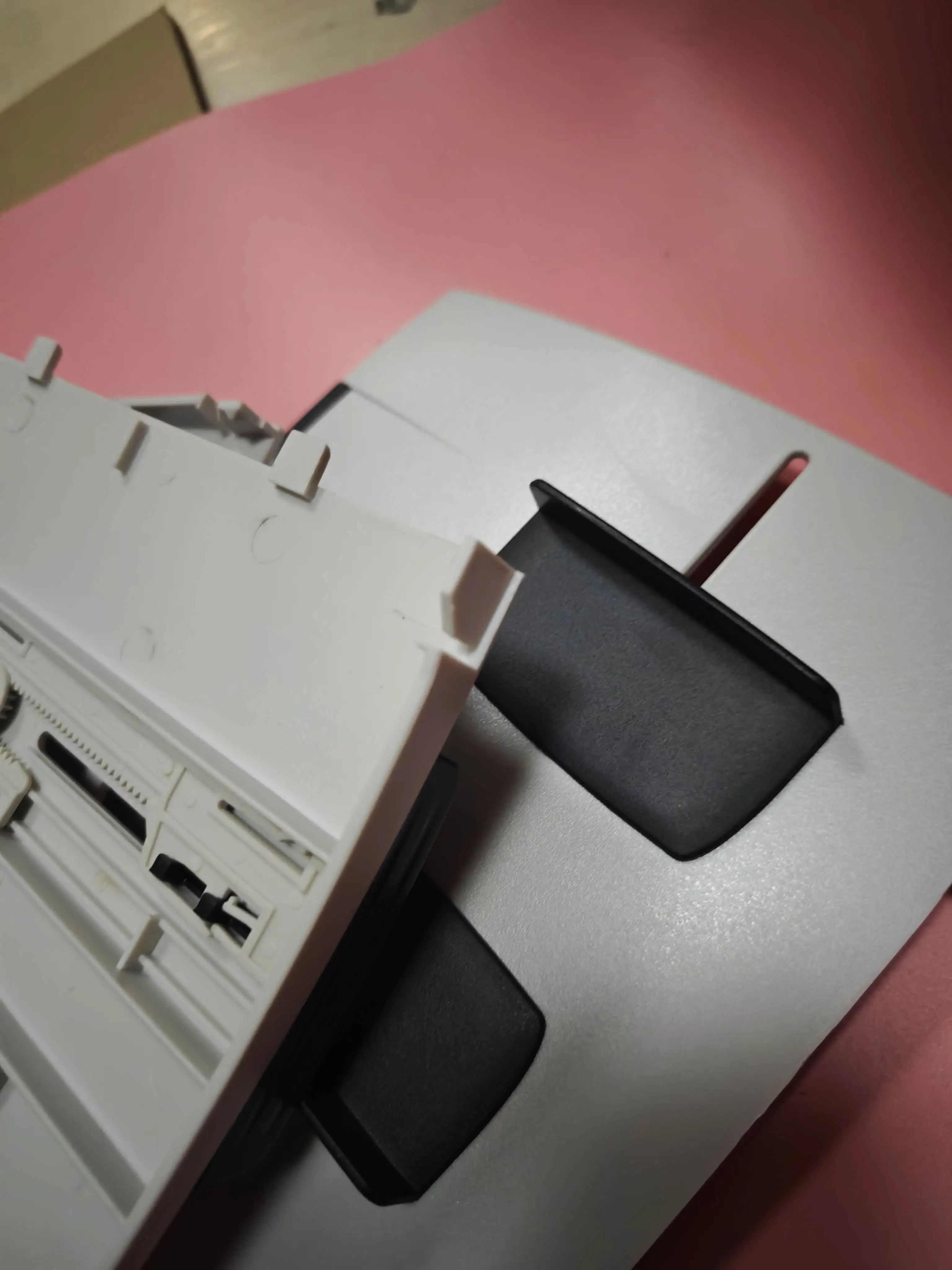 1 шт. CC431-60119 CC431-40034 Q3948-60214 Автоматическая подача документов ADF Входной лоток для бумаги для HP CM1312 CM2320 M375 3390 3392 M2727
1 шт. CC431-60119 CC431-40034 Q3948-60214 Автоматическая подача документов ADF Входной лоток для бумаги для HP CM1312 CM2320 M375 3390 3392 M2727